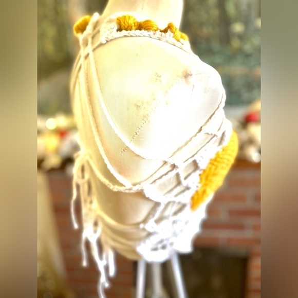 YELLOW AND WHITE CROCHETED FESTIVAL TOP - Picture 9 of 11